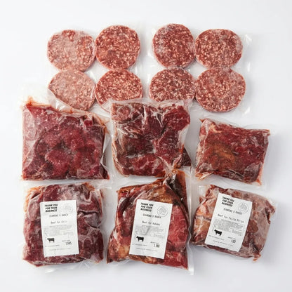 Multiple beef parts in a meal prep box from Diamond D Ranch in white background